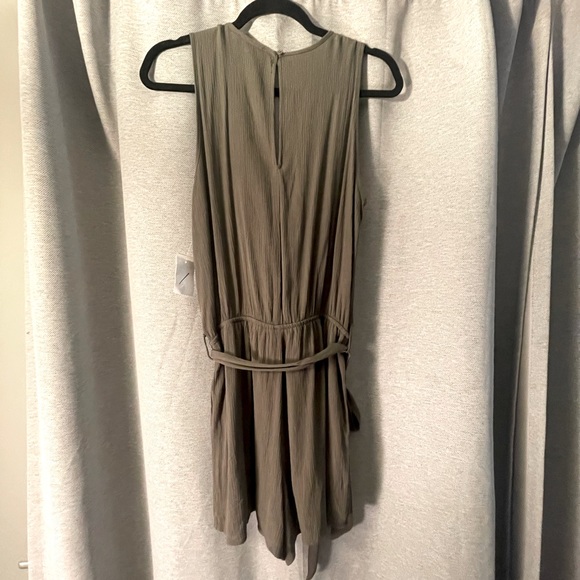 Crocheted Olive Romper - Picture 3 of 4